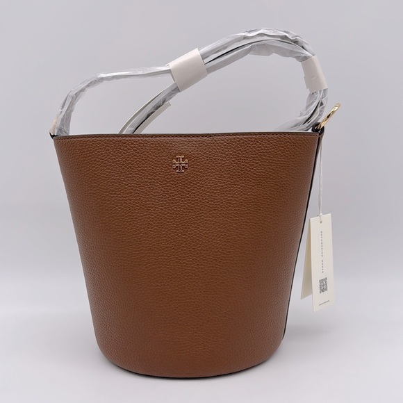 Tory Burch Handbags - Tory Burch Leather Blake Bucket Bag Cortado